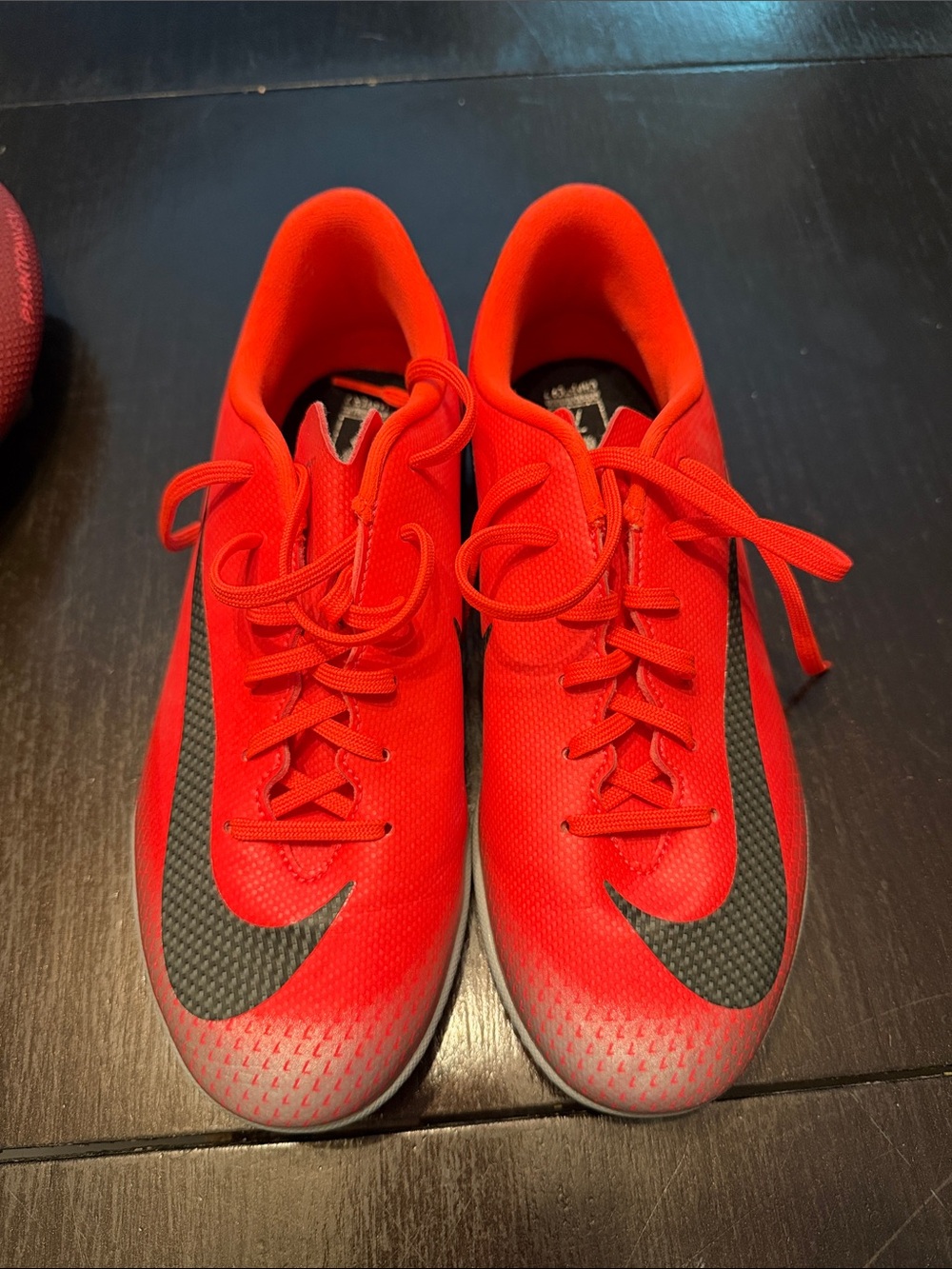 Nike Kids Bright Red Low-Profile Soccer Sneakers